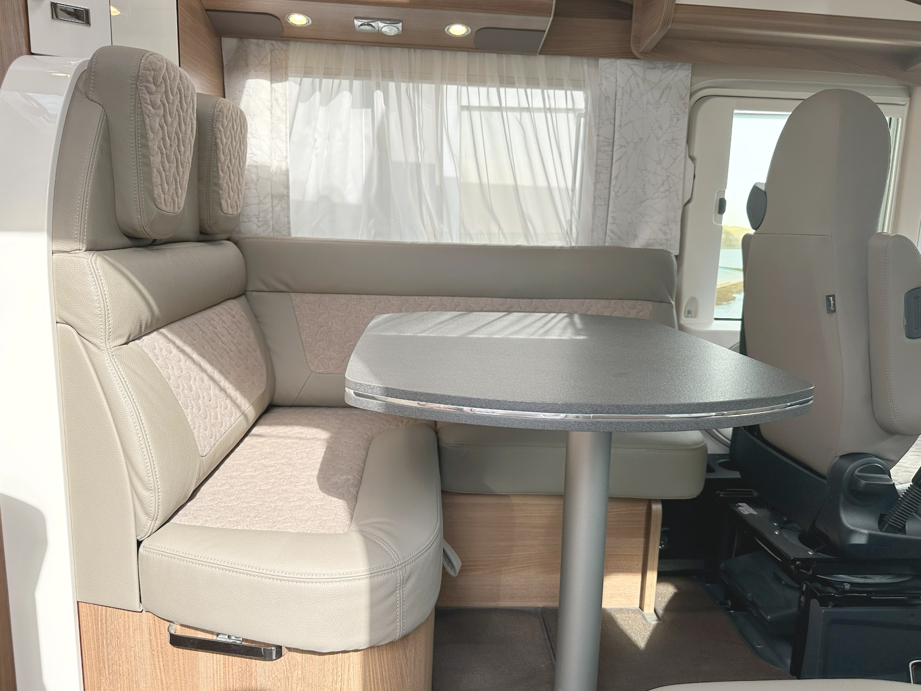 Carthago Compactline Lounge Area