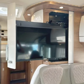 Carthago Compactline TV Lounge Area