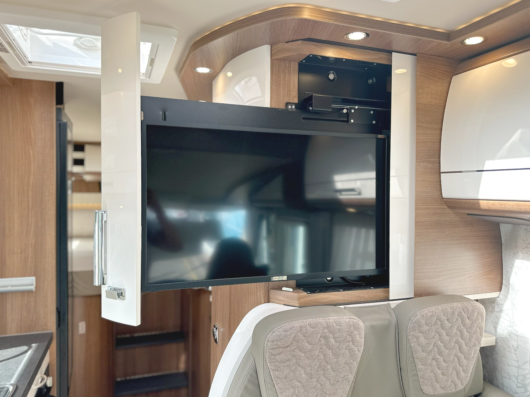 Carthago Compactline TV Lounge Area