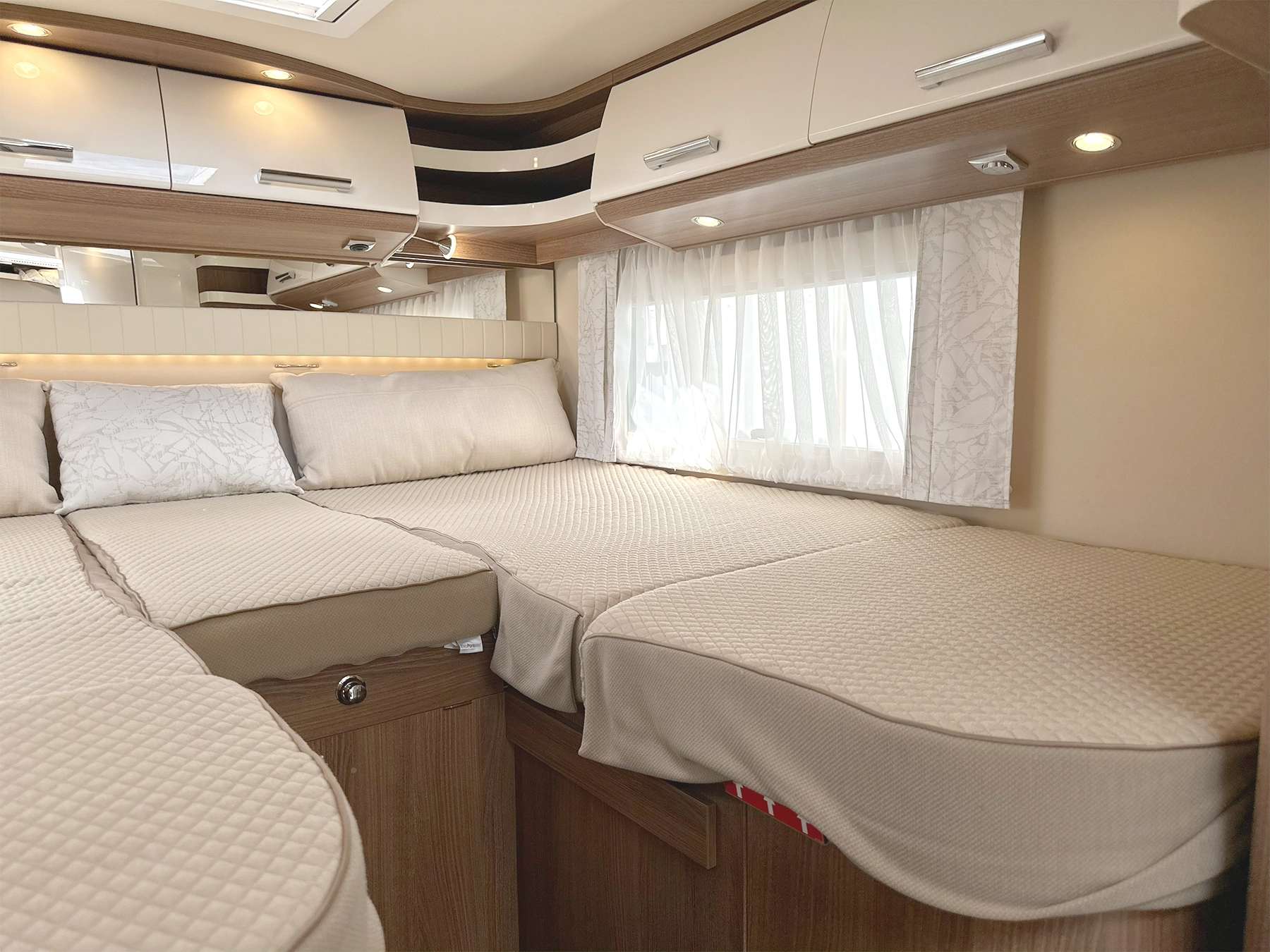 Carthago Compactline Twin Single Rear Bed