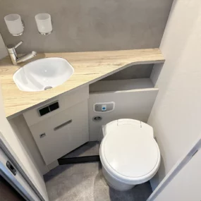 Dethleffs Eurostyle Bathroom