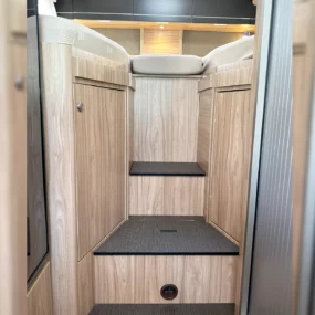 Hymer ML-T 570 Crossover 4X4 Twin Single Rear Bed Steps