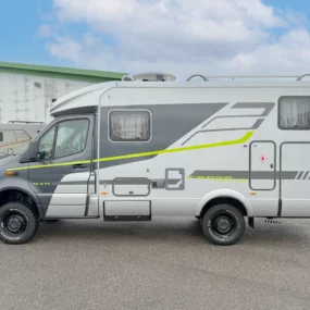 Hymer ML-T 570 Exterior Left Side
