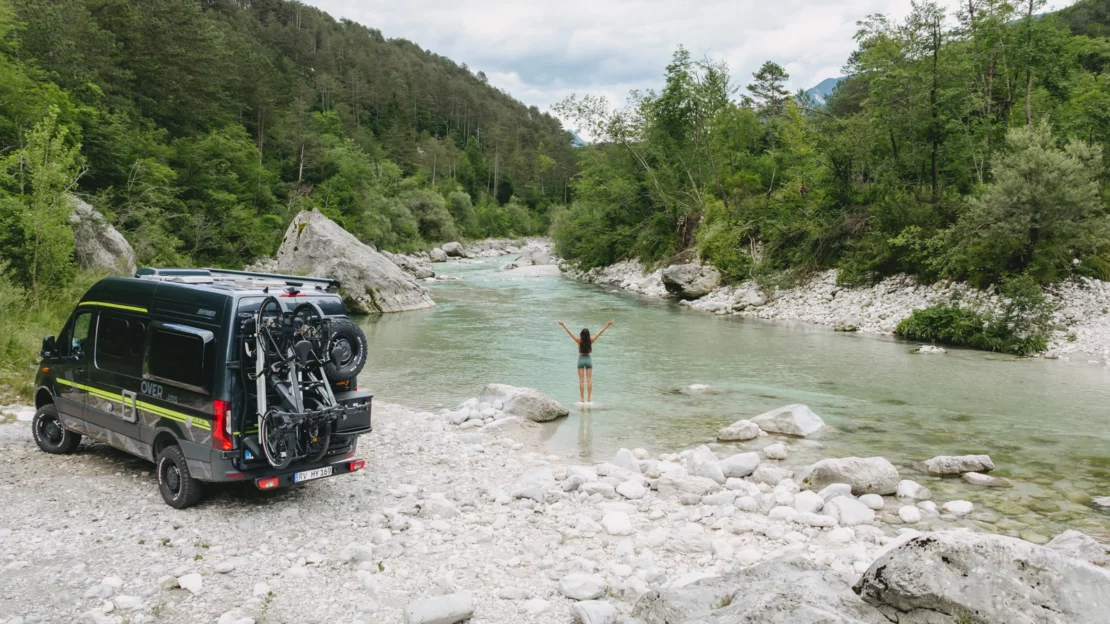 Hymer Grand Canyon S Crossover Campervan - Feature