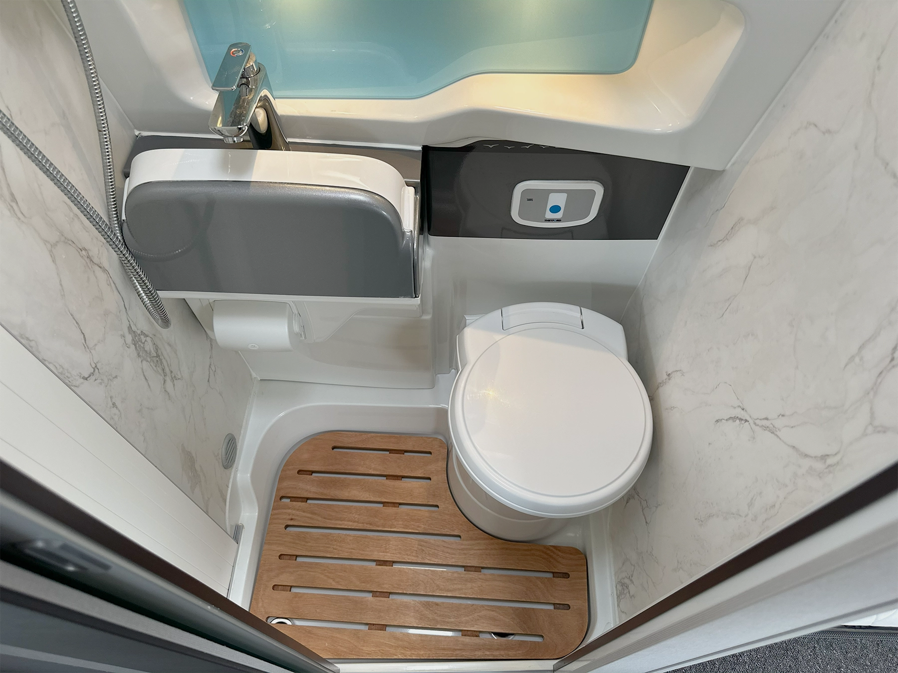Swift Carrera 144 Bathroom
