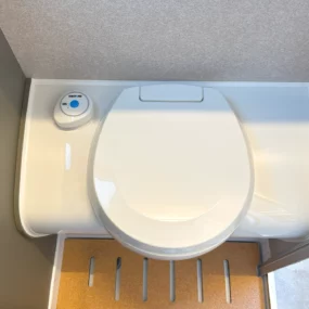 Hymer Grand Canyon S CrossTrail 4X4 Bathroom Toilet