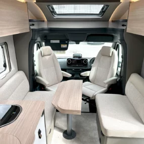 Hymer GT-S 685 Lounge Area
