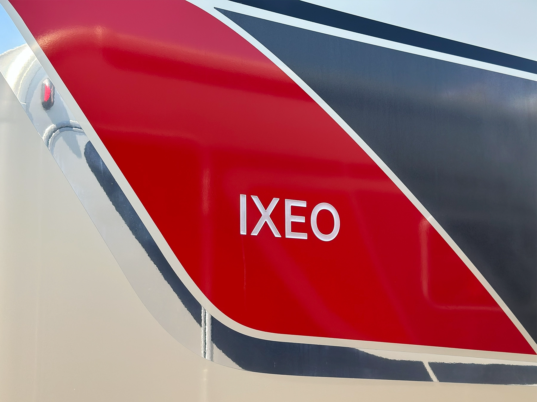 Burstner Ixeo I 690 G Exterior Decals