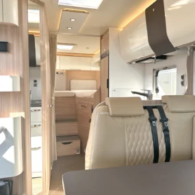 Burstner Ixeo I 690 G Interior