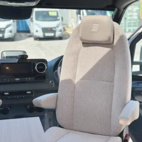 Hymer GT-S 685 Drivers Seat