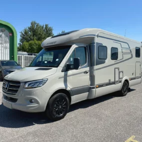 Hymer GT-S 685 Exterior Front Left Side