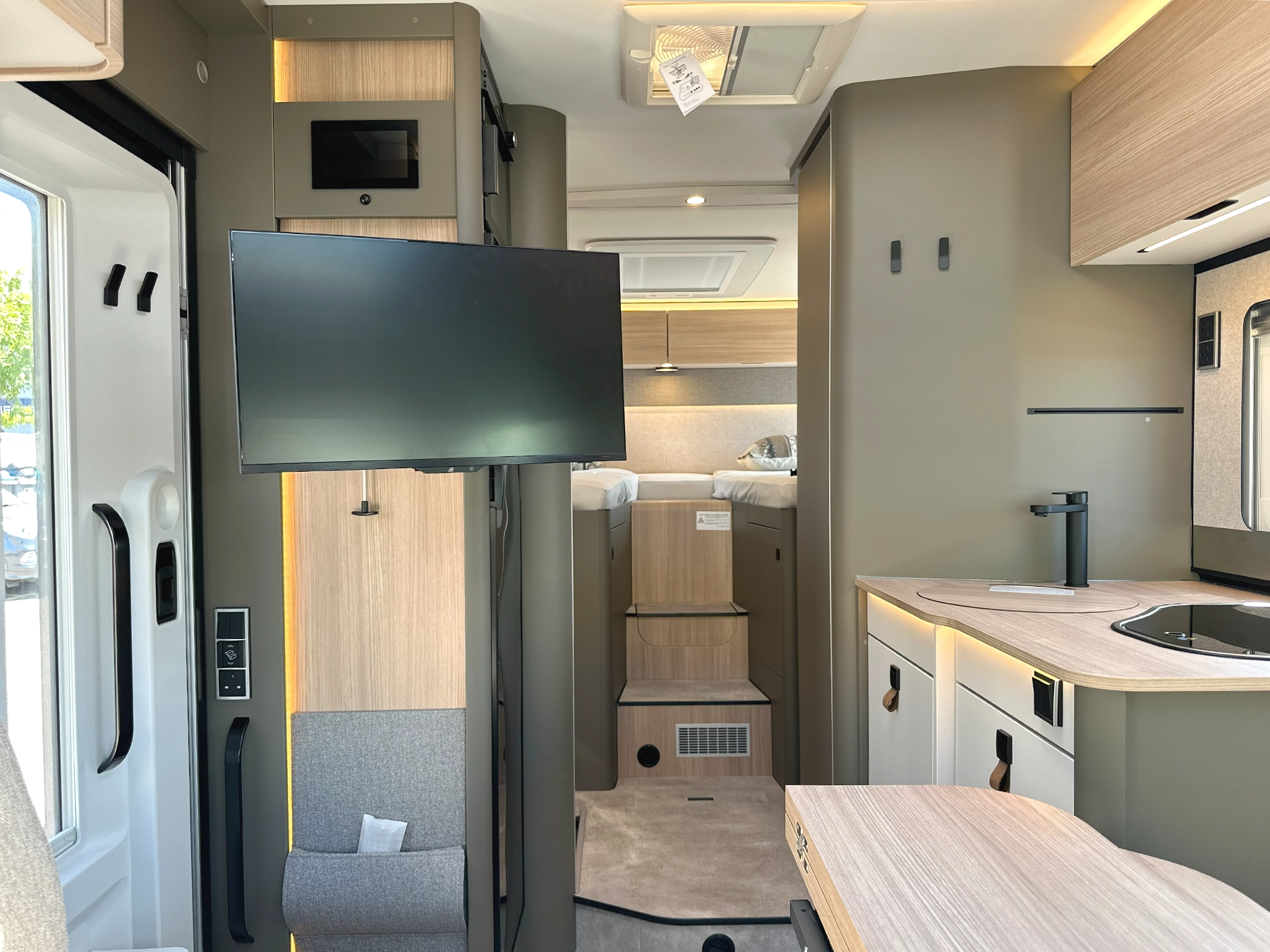 Hymer GT-S 685 Interior