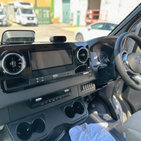 Hymer GT-S 685 Steering Wheel & Multimedia System