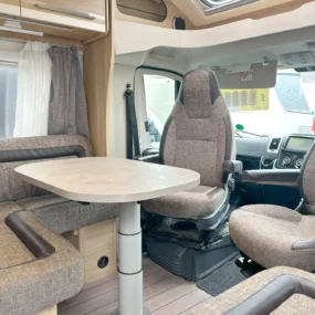 Knaus Skyview 700 MEG Lounge Area