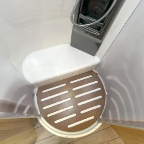 Knaus Skyview 700 MEG Shower Floor