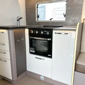 Burstner Lyseo TD 680 Harmony Line Kitchen