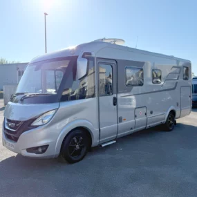 Hymer B-ML I 780 Exterior Front Right