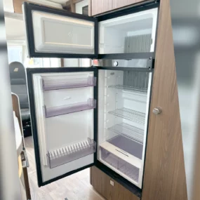 Hymer B-ML I 780 Fridge Freezer