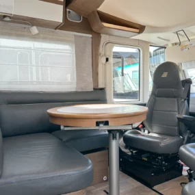 Hymer B-ML I 780 Lounge Table