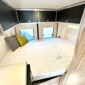 Hymer Grand Canyon S Crossover Campervan 13147 - Bedroom