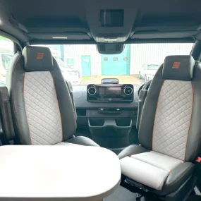 Hymer Grand Canyon S CrossTrail 4x4 Swivel Front Cab Seats