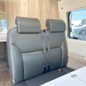 7927 Hymer Grand Canyon S 600 Lounge Bench Seating