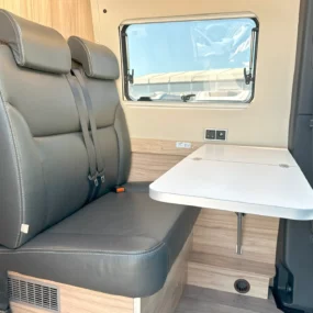 7927 Hymer Grand Canyon S 600 Lounge Seating & Table Extended