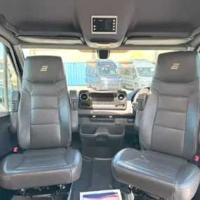 7927 Hymer Grand Canyon S 600 Swivel Cab Seats