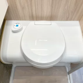 7927 Hymer Grand Canyon S 600 Thetford Toilet