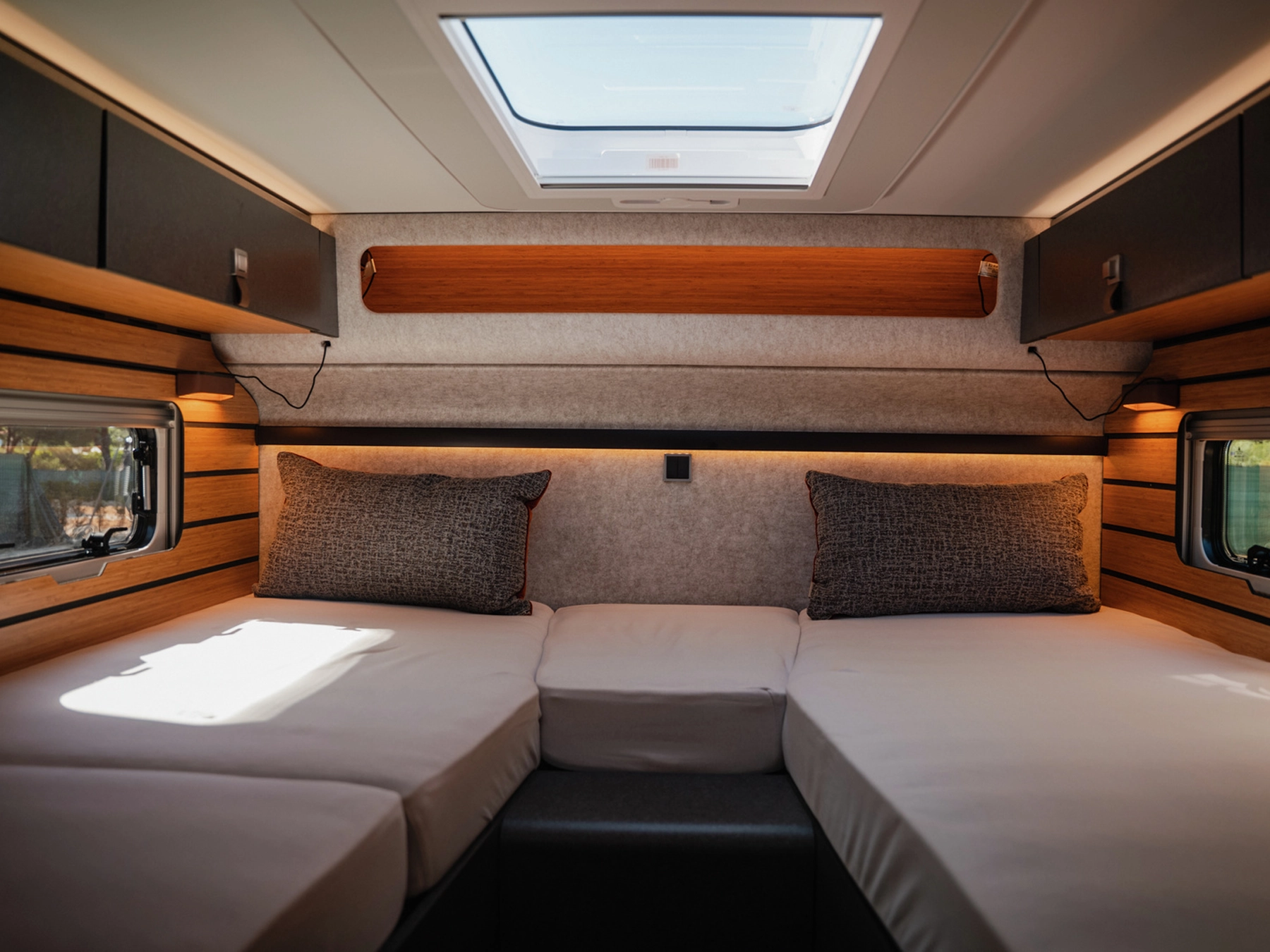 Hymer ML-T 570 Crossover 4x4 Motorhome - Bedroom