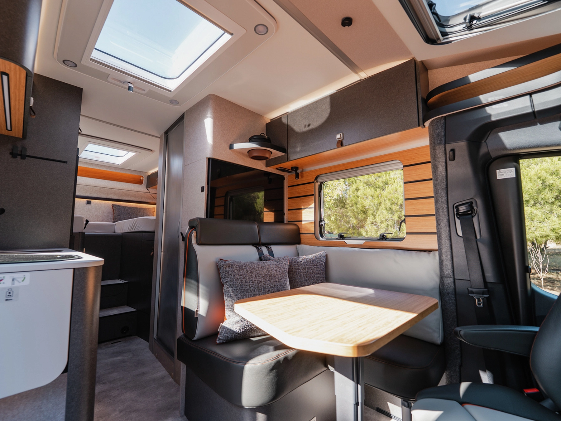 Hymer ML-T 570 Crossover 4x4 Motorhome - Interior