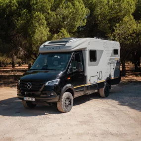 Hymer ML-T 570 Crossover 4x4 Motorhome - Lifestyle 4