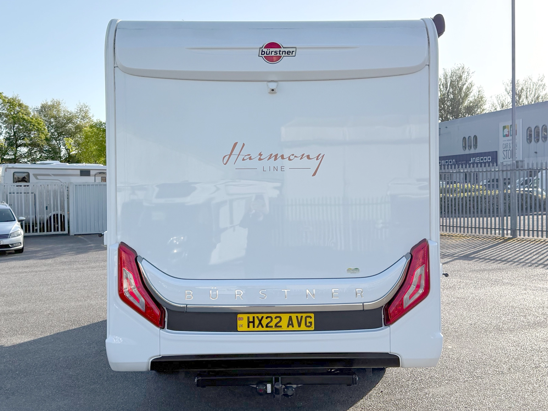 14202 Burstner Lyseo TD 680 G Motorhome - Exterior Rear