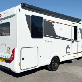 14256 Burstner Lyseo 744 Motorhome - Exterior Rear Right