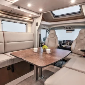 Burstner B66 684 TD Motorhome - Lounge 2