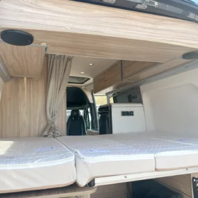Hymer Grand Canyon S Transverse Rear Beds