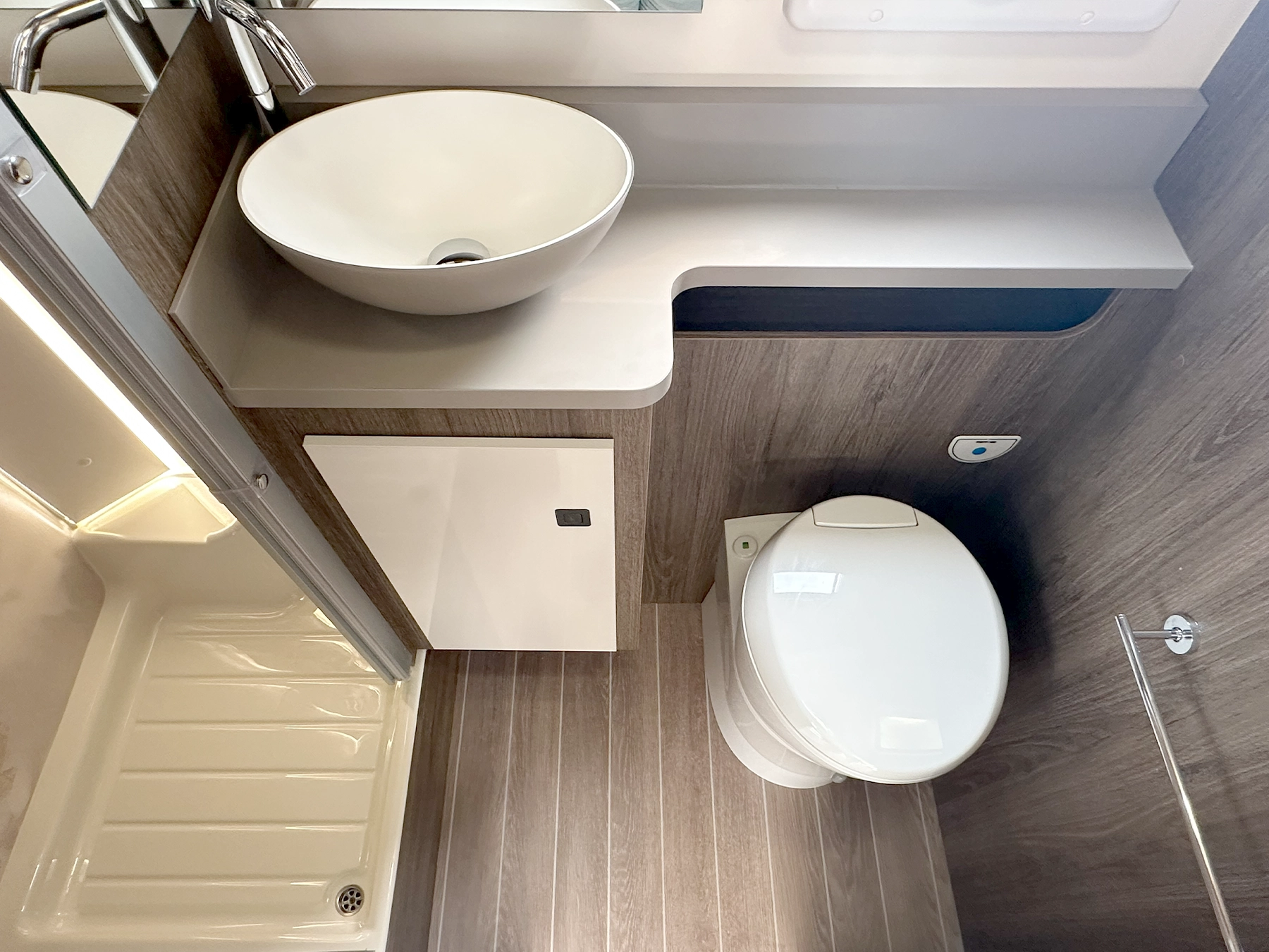 Roller Team T-Line 590 Bathroom