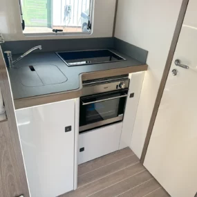 Roller Team T-Line 590 Kitchen Area