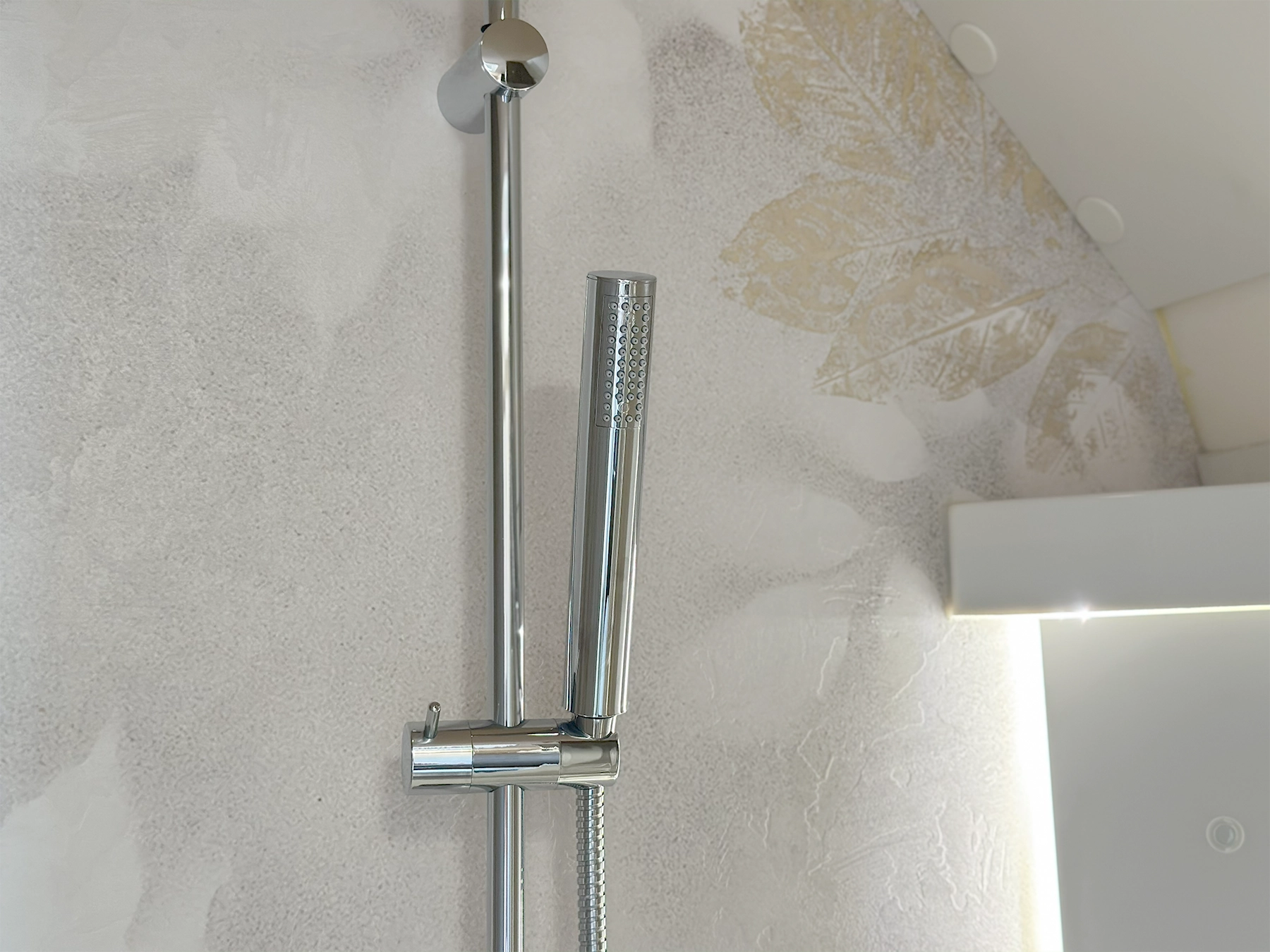 Roller Team T-Line 590 Shower Head