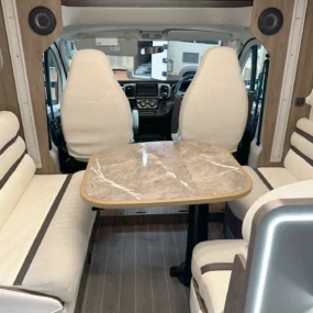 Roller Team T-Line 590 Lounge Table