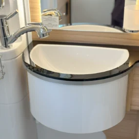 Dethleffs Globebus T1 Bathroom Sink