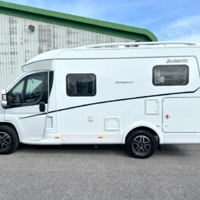 Dethleffs Globebus T1 Exterior Right Side