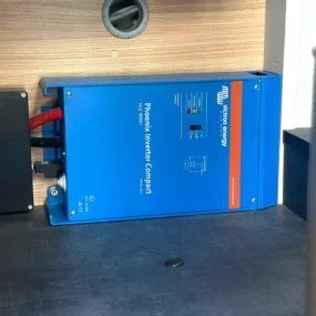 Dethleffs Globebus T1 Victron Energy Inverter
