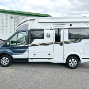 Benimar Tessoro T481 Exterior Right Side