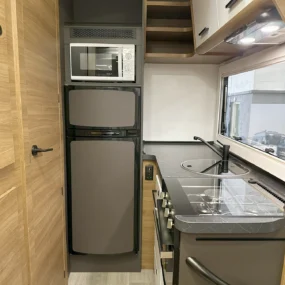 Benimar Tessoro T481 Kitchen