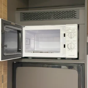 Benimar Tessoro T481 Microwave