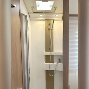 Burstner Lyseo TD 736 Harmony Line Shower