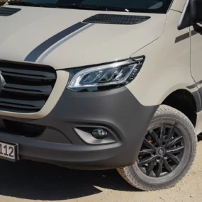Hymer ML-T 570 Xperience Motorhome - Exterior Front Detail