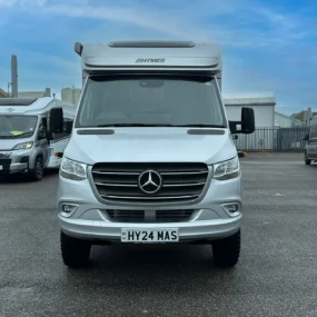 Hymer ML-T 580 AWD Exterior Front